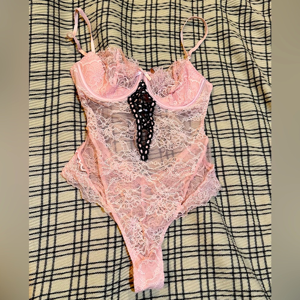 🖤🫦NWT VICTORIA’S SECRET Sz S Teddy Pink & Black Wicked Lace Dream Angels🖤🫦